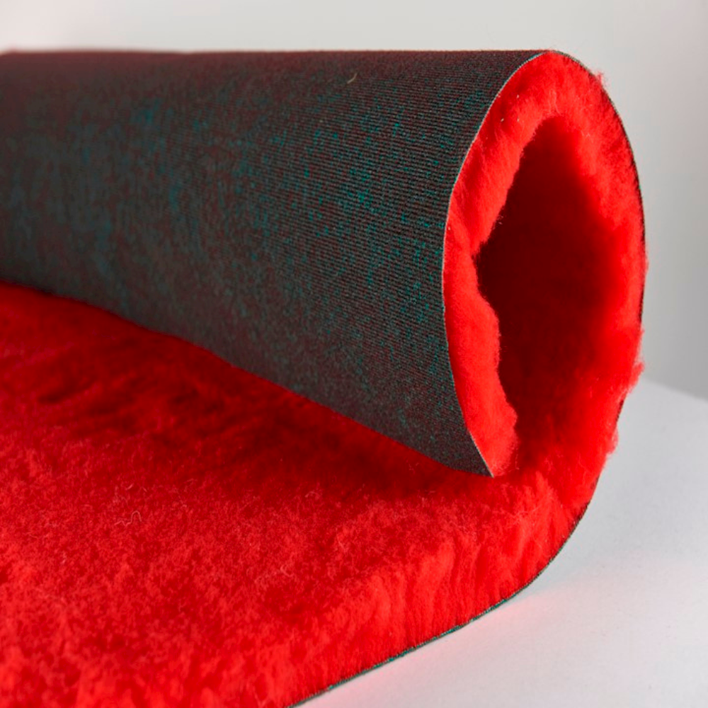 Traditional Vet Bedding - Red